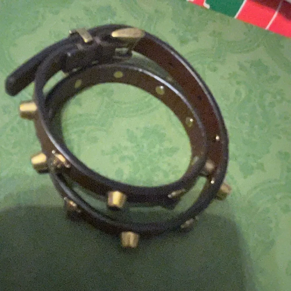 Brand new with box Gucci Feline Head Studded Double Wrap Bracelet - Picture 5 of 15